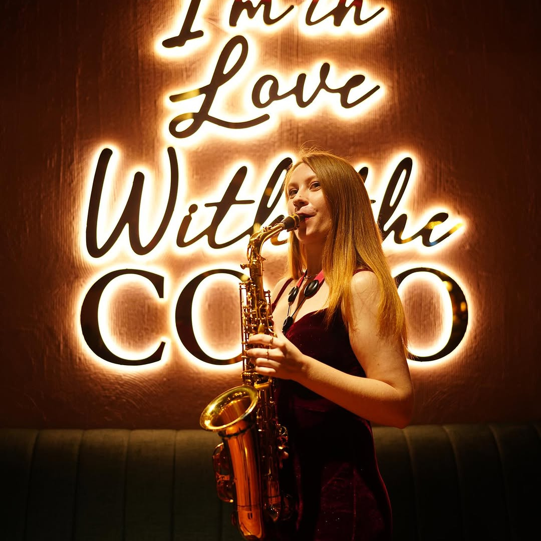 Untitled_design_-_2025-02-22T143241.101 - Empressio